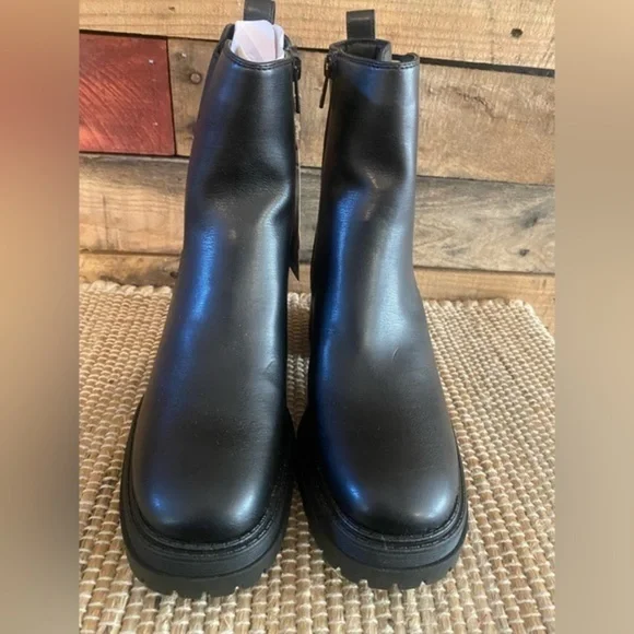 Sam & Libby Black‎ Chunky Heel Boots - Picture 4 of 12